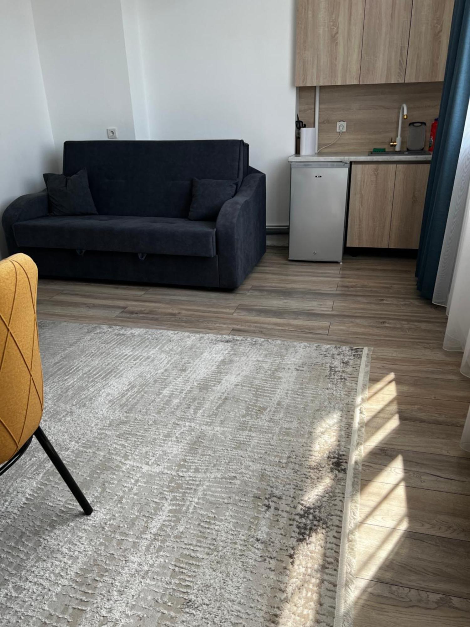 Hyat Apartment Bishkek Exterior photo
